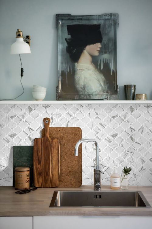 Arabesque Statuario Matte 9.5 x 11